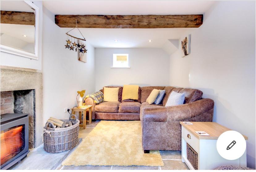 Rustic Retreats Jacks Cottage With Hot Tub & Alpaca Walking Experiences Matlock  Bagian luar foto
