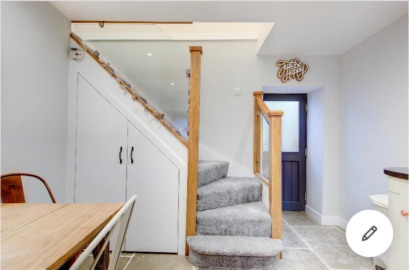 Rustic Retreats Jacks Cottage With Hot Tub & Alpaca Walking Experiences Matlock  Bagian luar foto